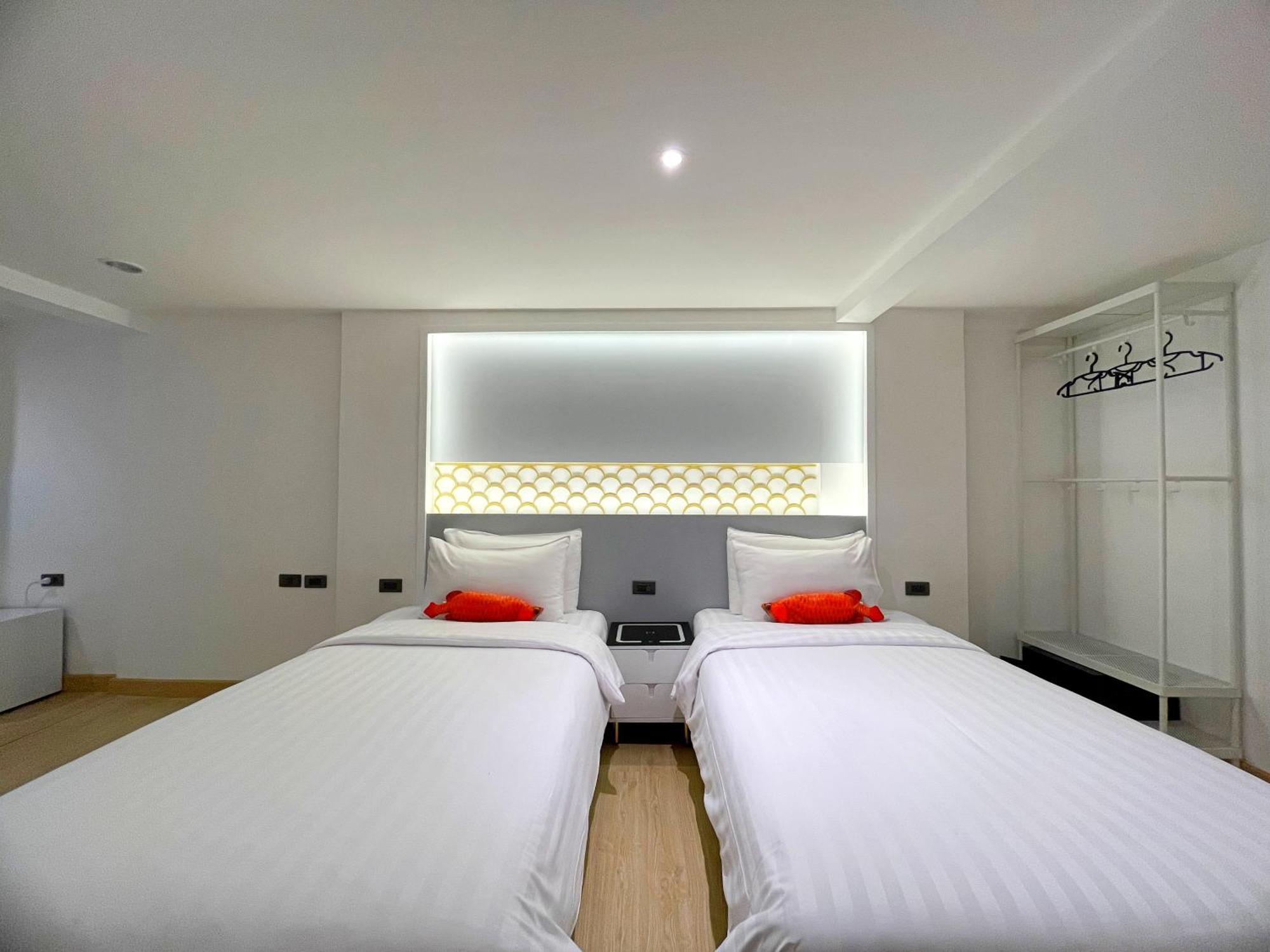Aparthotel Arawana Express Sukhumvit 22 Bangkok Esterno foto