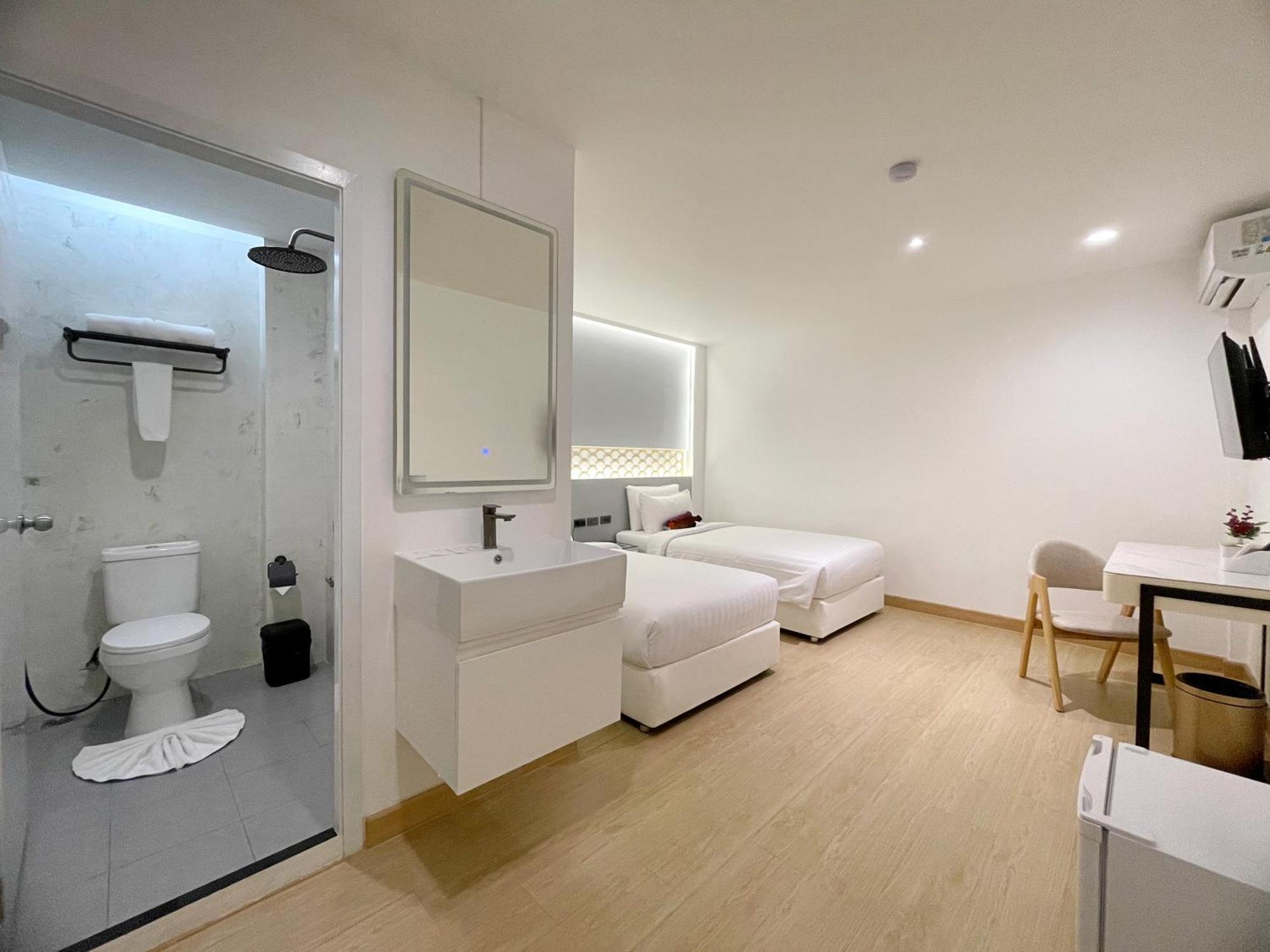 Aparthotel Arawana Express Sukhumvit 22 Bangkok Esterno foto